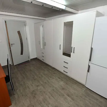 Hrvace/split Riviera 7302 Holiday home *