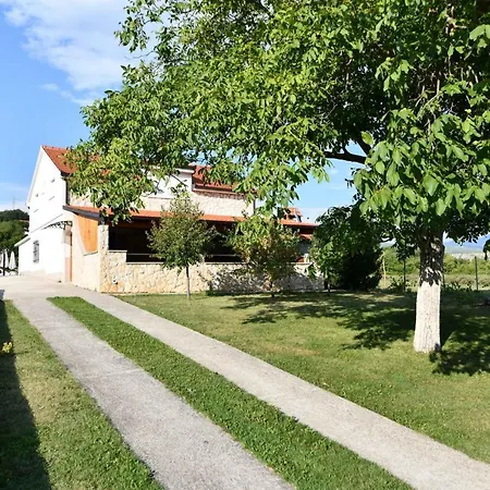 Holiday home Hrvace/split Riviera 7302